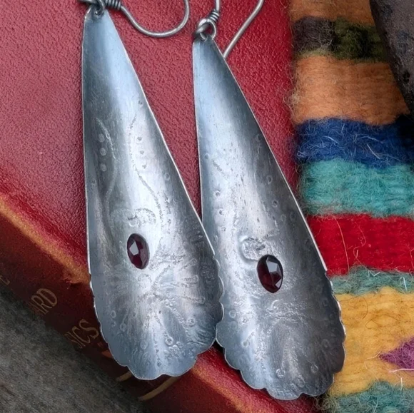 Vintage Native American Handcrafted Sterling Silver Garnet Earrings 3" - Picture 7 of 10